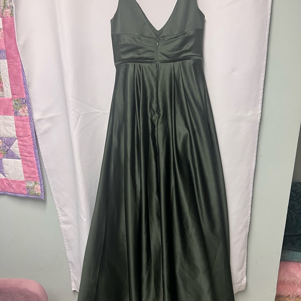 Dark Green Formal Dress Gown David's bridal size 2 - Picture 4 of 6